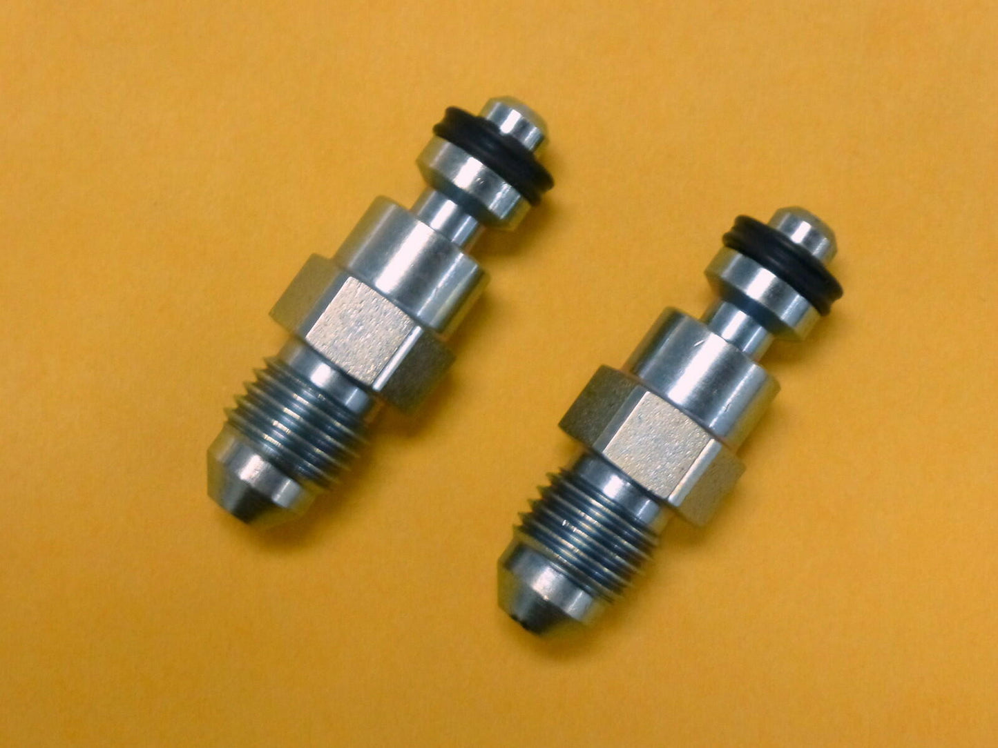 Russell 641001 Clutch Hose Fitting Jeep GM T-56 -4 AN Male Quick Disconect 2 pcs