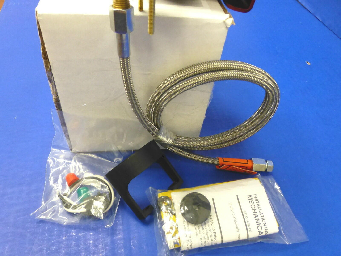 Auto Meter 4313 Ultra Lite Mechanical Fuel Pressure Gauge 2 1/16 0-15 PSI