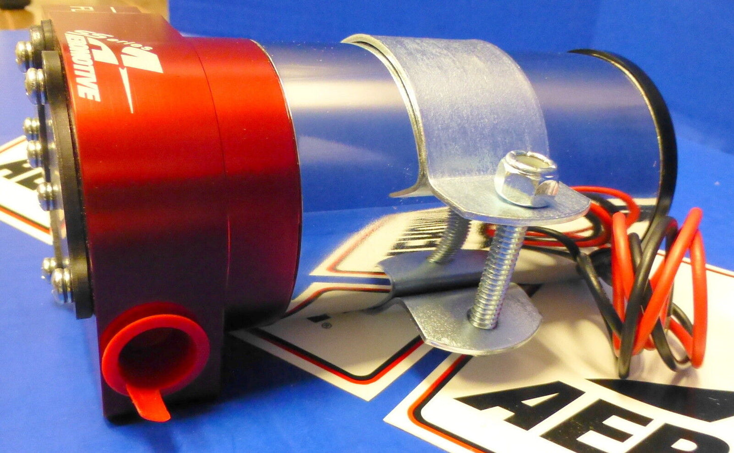 Aeromotive 11203 Electric External Fuel Pump 14 PSI Carbureted Street Strip 3/8