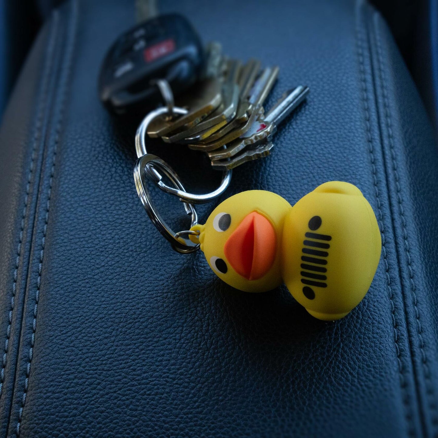 Plasticolor 004596R01 Jeep Yellow Rubber Duck with Grill PVC Key Chain