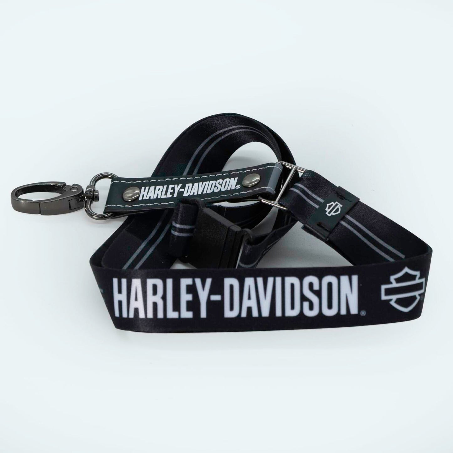 Plasticolor 4627R01 Harley-Davidson Bar & Shield Text Logo Lanyard Black & White