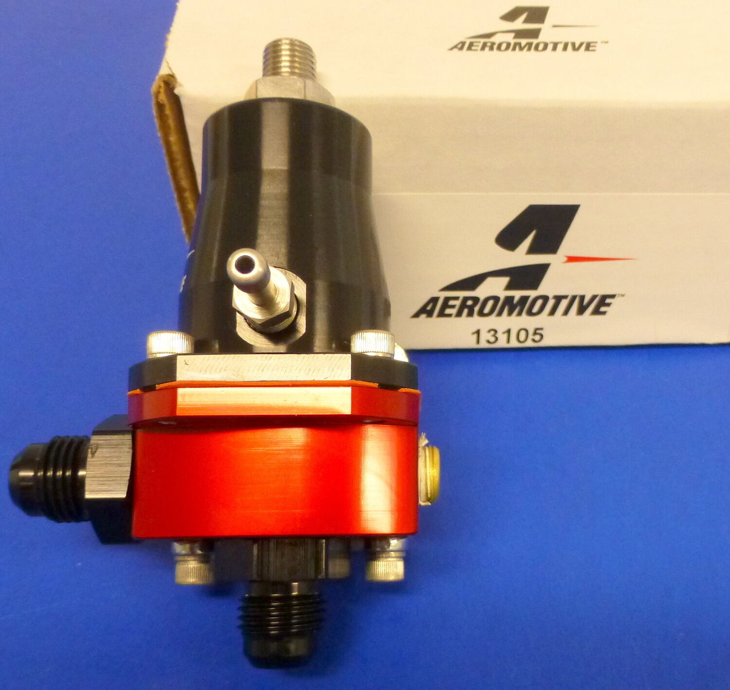 Aeromotive 13105 Compact Fuel Pressure Regulator EFI 30-70 PSI Adjustable -6 AN