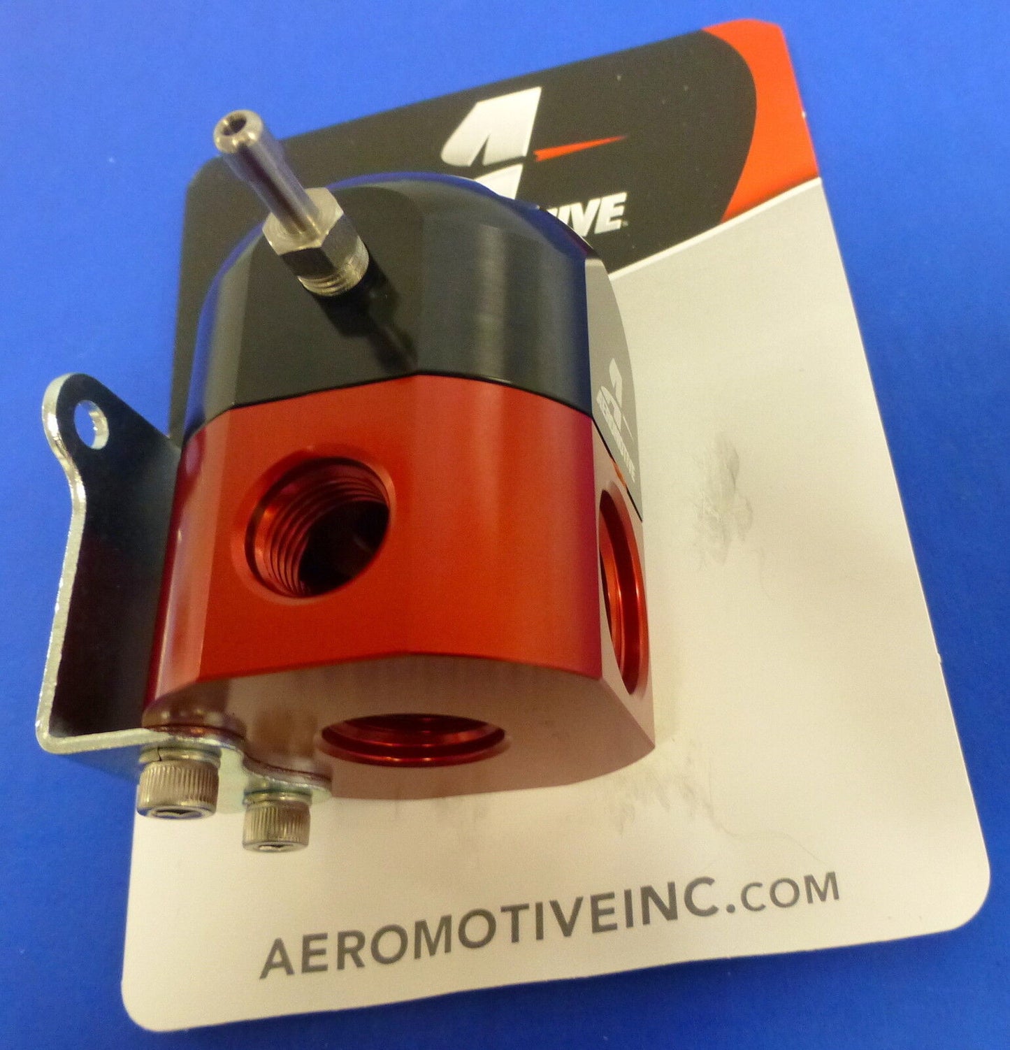 Aeromotive 13204 Fuel Pressure Regulator Bypass 3-15 PSI Carbureted Adjustable