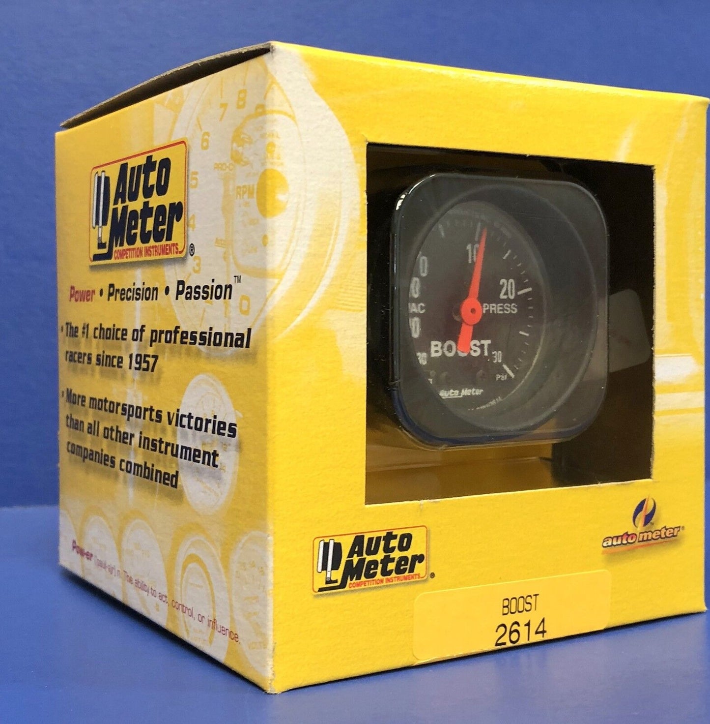 Auto Meter 2614 Z-Series Vacuum 30,  Boost 30 PSI  Mechanical Gauge 2 1/16